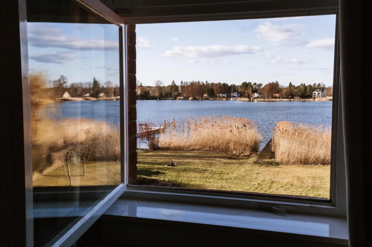 Ferienwohnung An Der Berliner Seenkette Schwerin  Extérieur photo