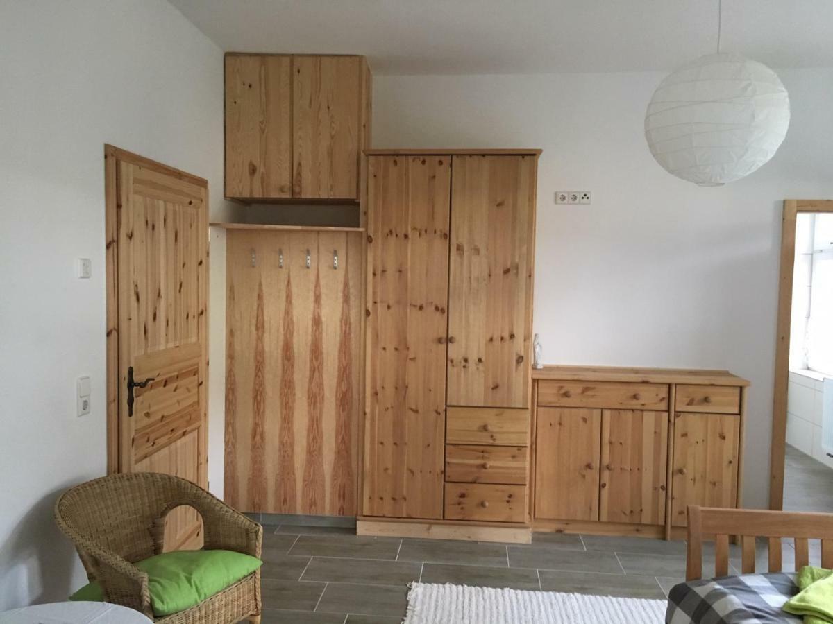 Ferienwohnung An Der Berliner Seenkette Schwerin  Extérieur photo