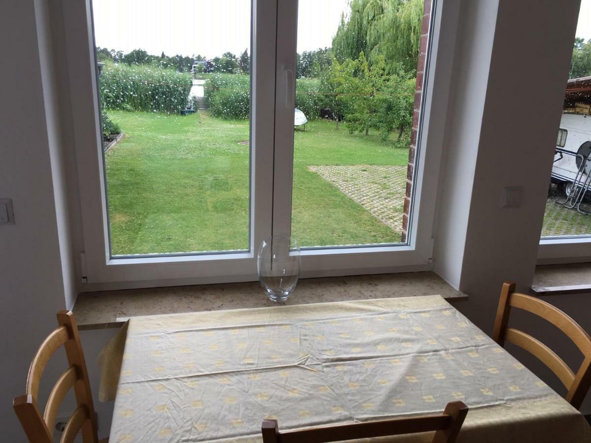 Ferienwohnung An Der Berliner Seenkette Schwerin  Extérieur photo
